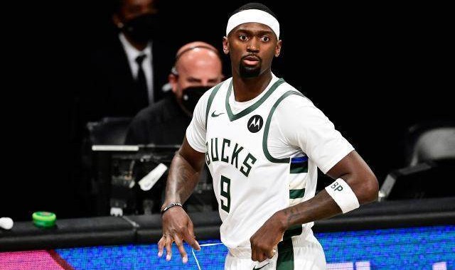 节日福利源源不断。好博体育坚持以用户为核心-波蒂斯：在雄鹿可以做自己 说不想卫冕肯定是撒谎